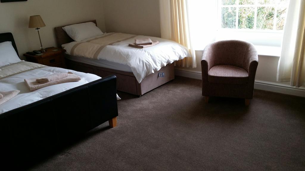 Roosecote Guest House 배로우인퍼니스 객실 사진