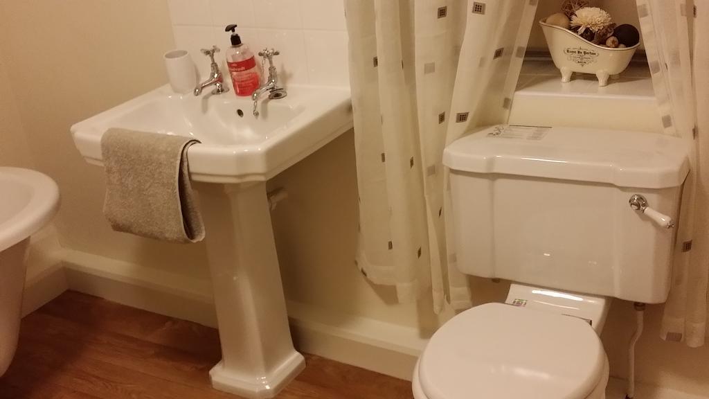 Roosecote Guest House 배로우인퍼니스 객실 사진